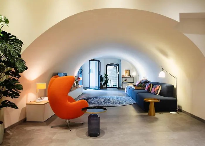 Loft 188 Luxury Apartment Hotel